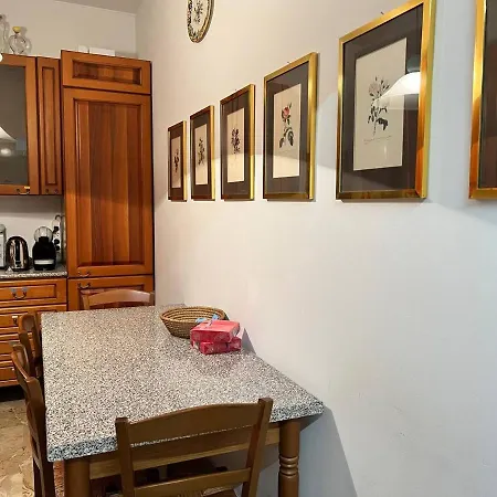 Casa Radiosa Affittacamere Varese