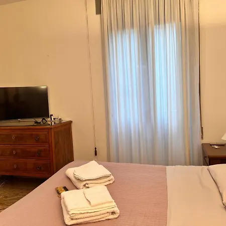 Affittacamere Casa Radiosa *